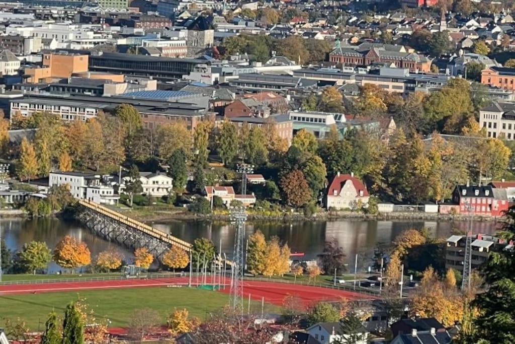 Unik Plass Ved Nidelva Trondheim Exterior foto